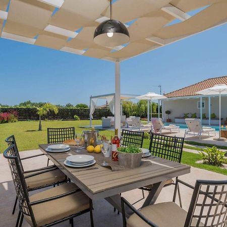 Vanato Madini Luxury Villa With Private Heated Pool מראה חיצוני תמונה